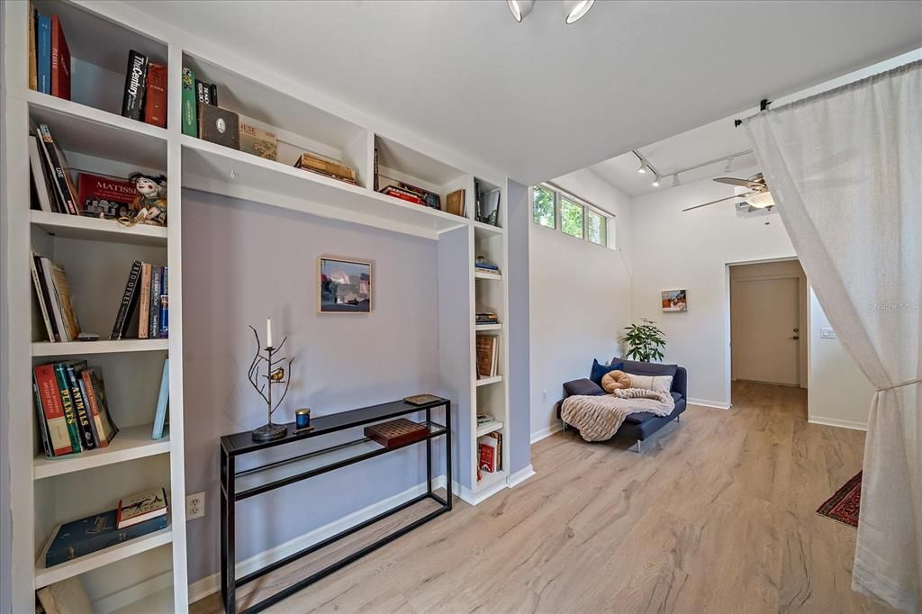 Active With Contract: $1,080,000 (3 beds, 3 baths, 2629 Square Feet)