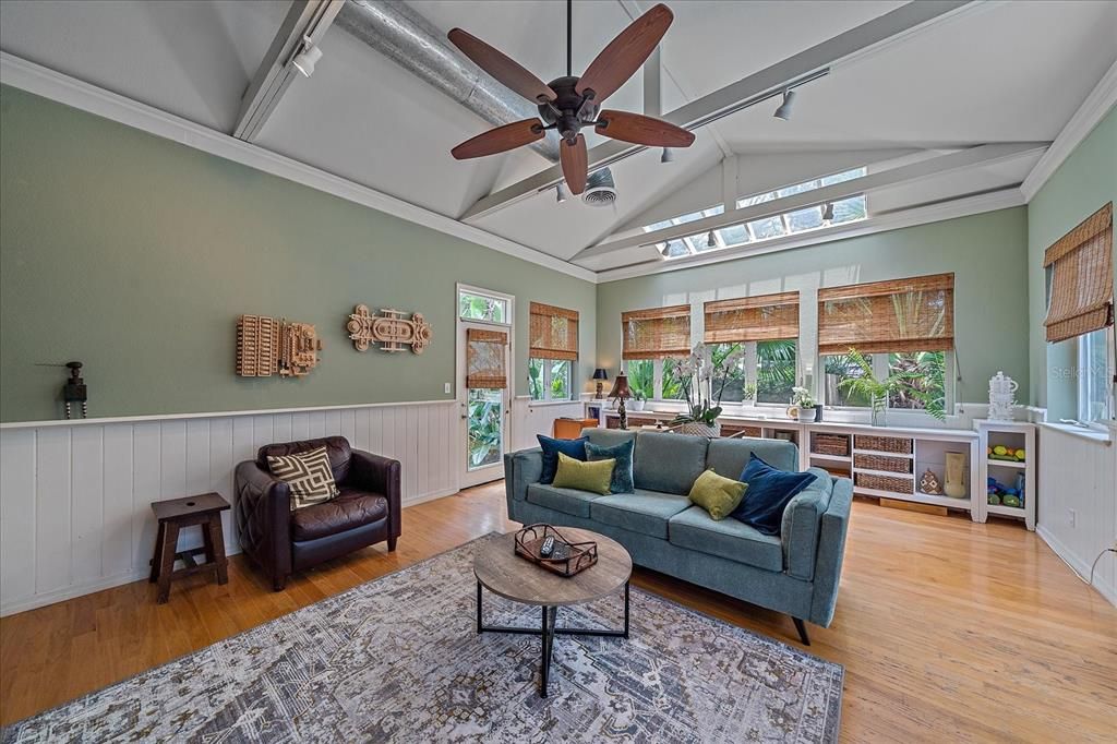 Active With Contract: $1,080,000 (3 beds, 3 baths, 2629 Square Feet)