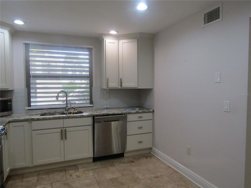 For Sale: $358,900 (3 beds, 2 baths, 1453 Square Feet)