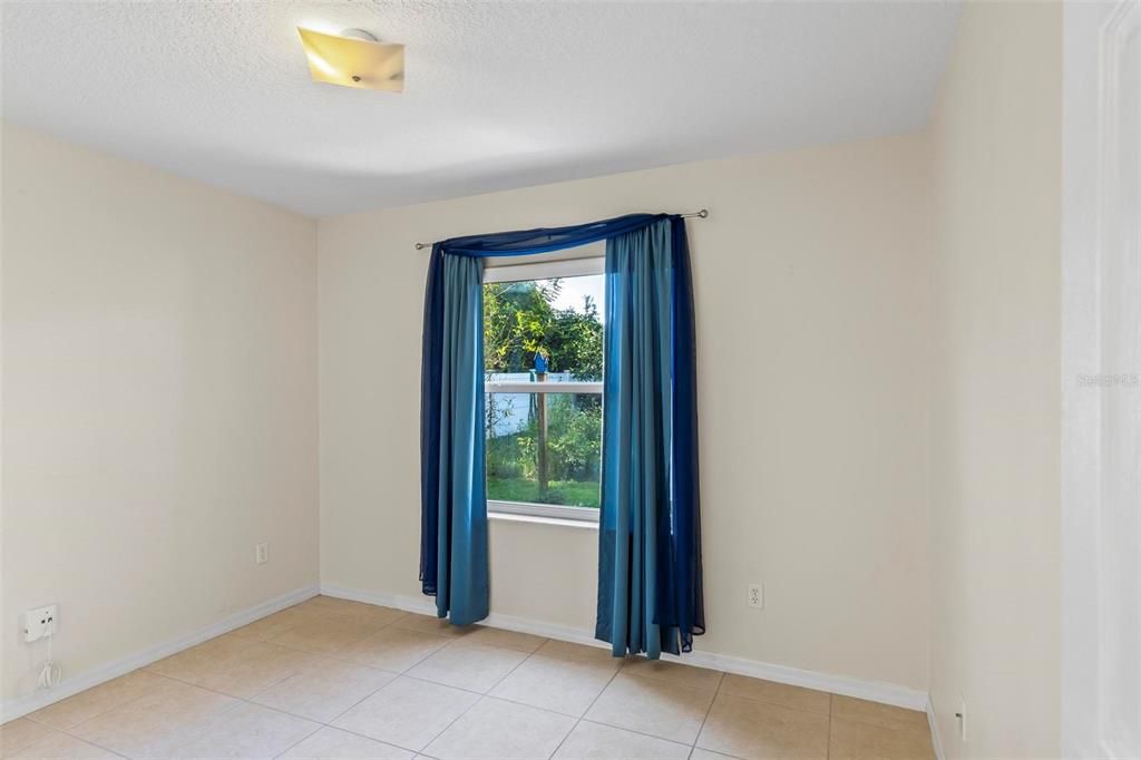 For Sale: $324,900 (3 beds, 2 baths, 1361 Square Feet)