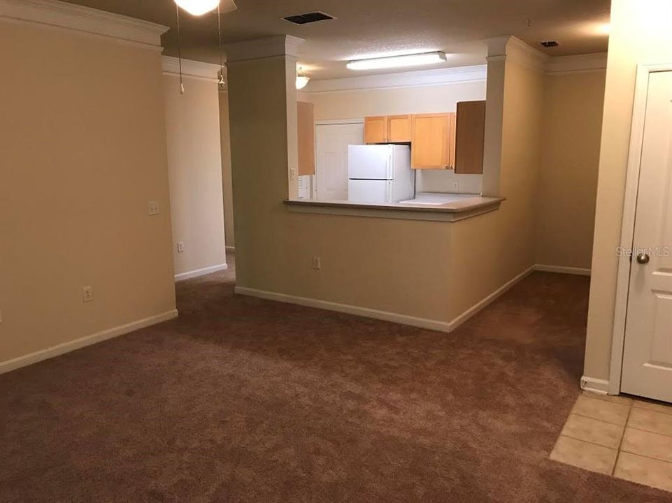 For Rent: $1,600 (1 beds, 1 baths, 765 Square Feet)