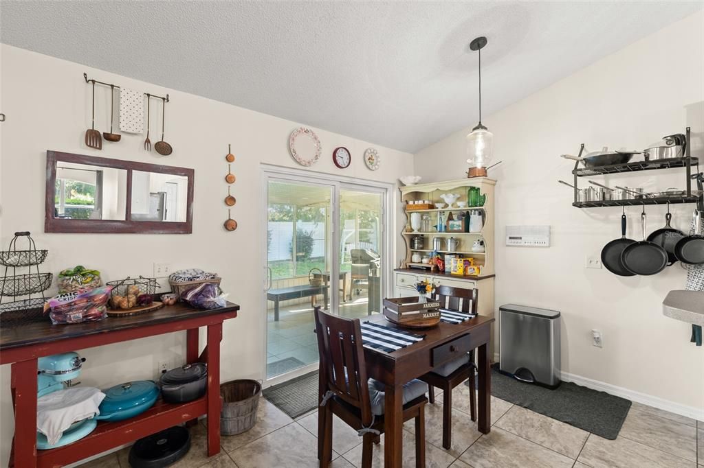 For Sale: $340,000 (3 beds, 2 baths, 1810 Square Feet)