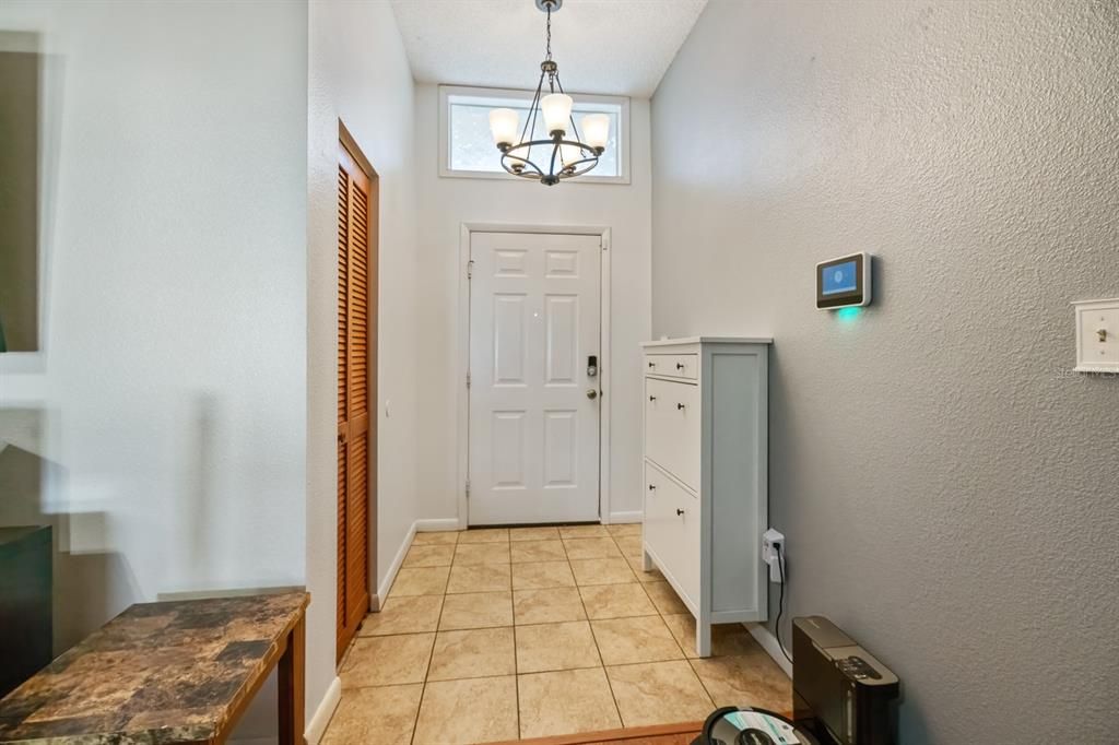 For Sale: $350,000 (4 beds, 2 baths, 1668 Square Feet)