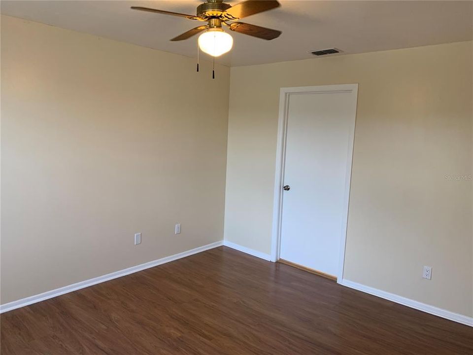 For Rent: $1,725 (2 beds, 2 baths, 912 Square Feet)