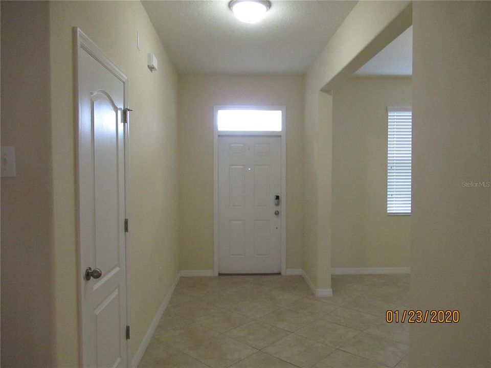 For Rent: $2,500 (4 beds, 3 baths, 2500 Square Feet)