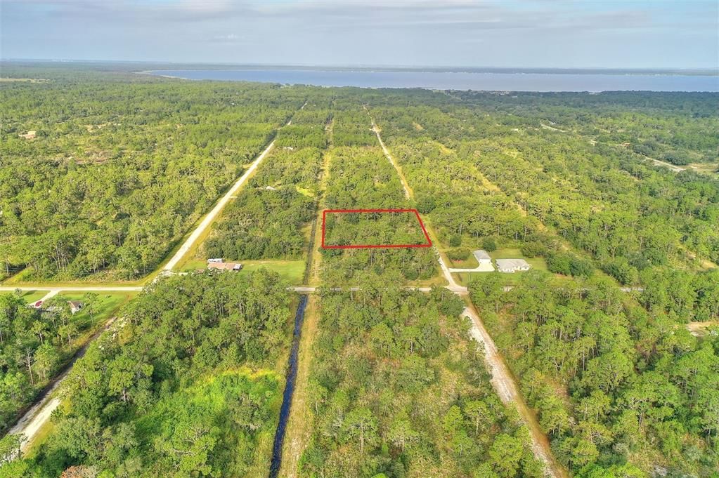 На продажу: $30,000 (0.50 acres)