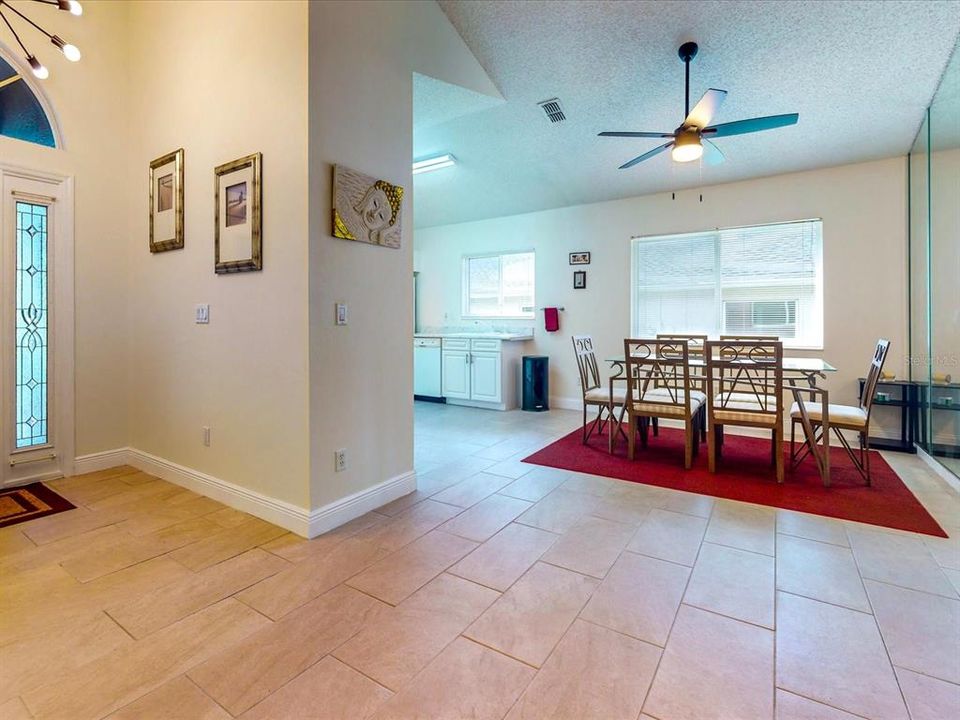 For Sale: $349,000 (3 beds, 2 baths, 1552 Square Feet)