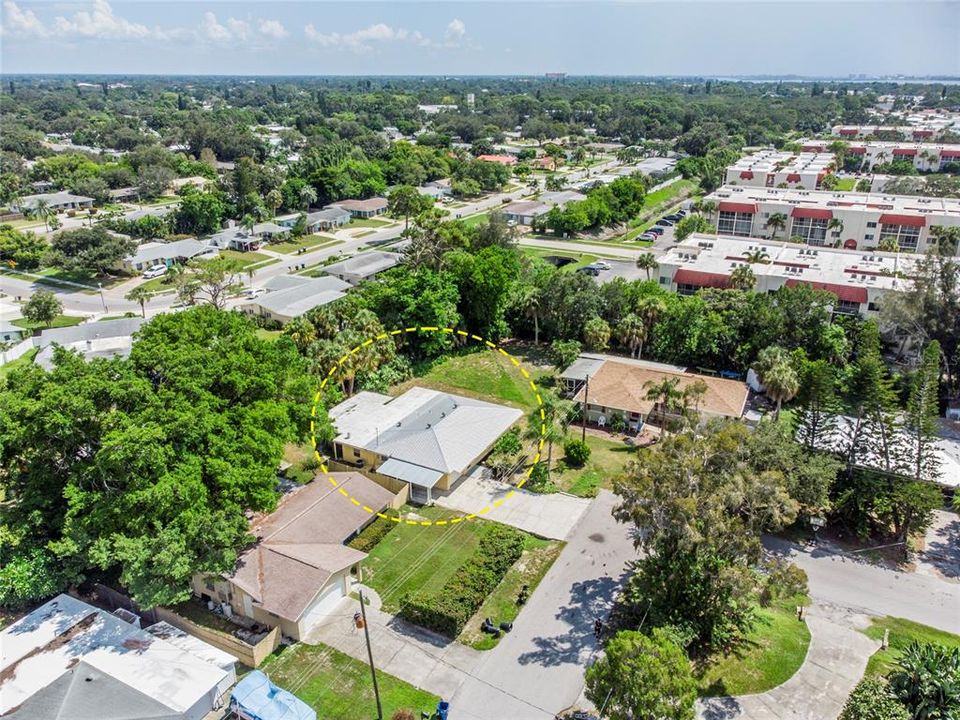 For Sale: $399,000 (3 beds, 3 baths, 1742 Square Feet)