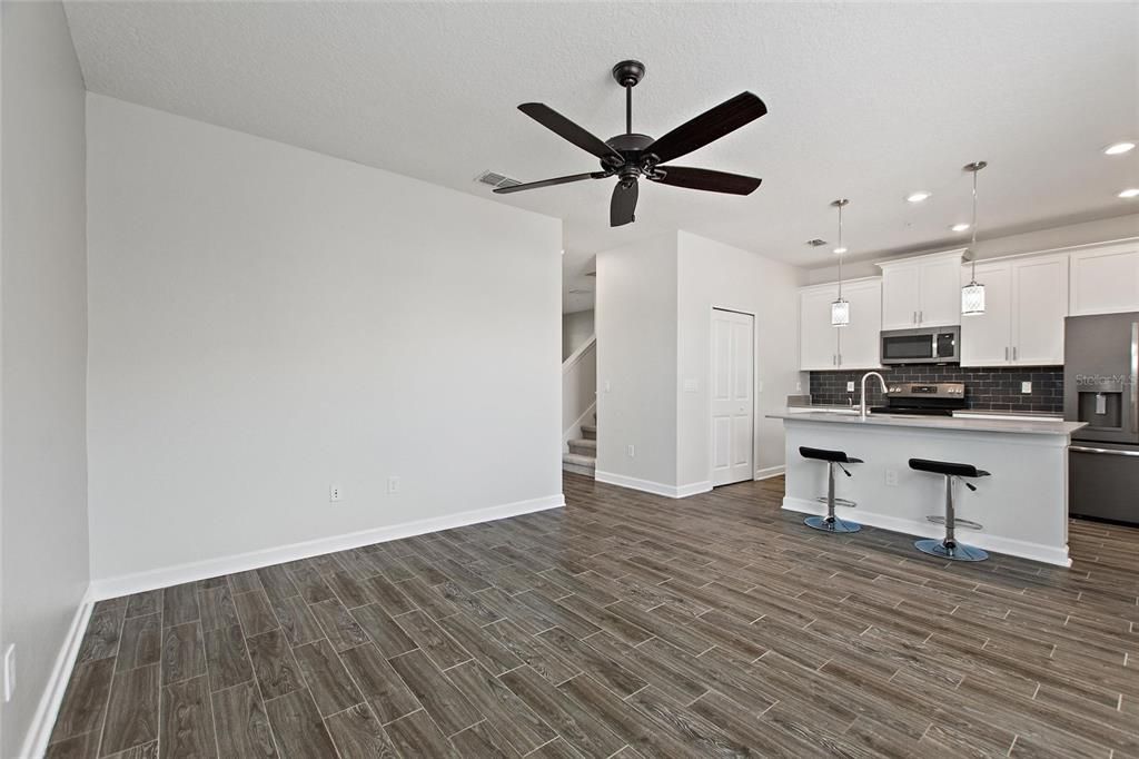 Active With Contract: $449,000 (3 beds, 2 baths, 1717 Square Feet)