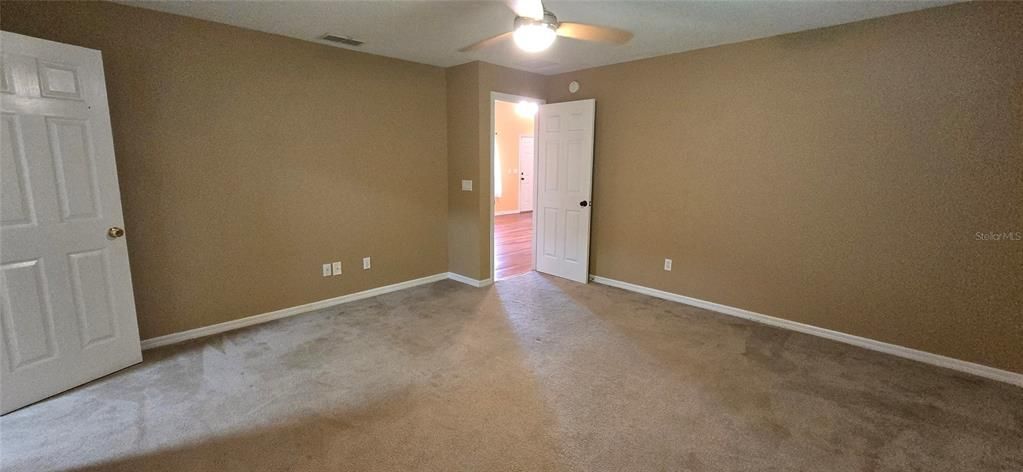 For Rent: $1,900 (3 beds, 2 baths, 1656 Square Feet)