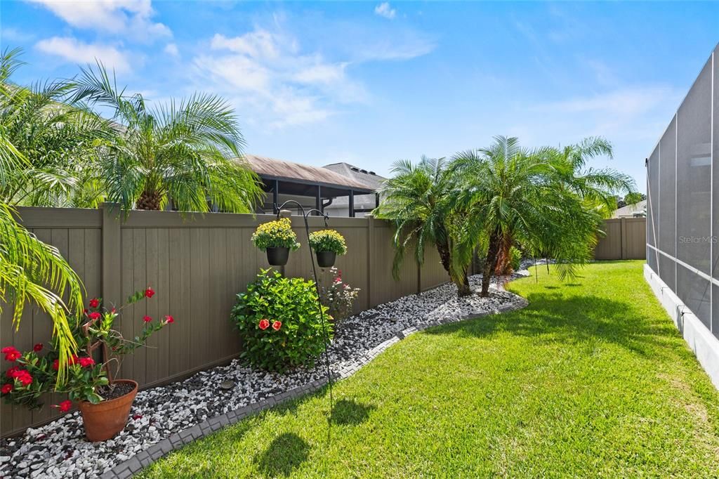 Gorgeous Landscaping with a FULLY FENCED-IN YARD!!!