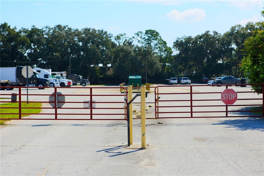 For Sale: $12,642,000 (21.07 acres)