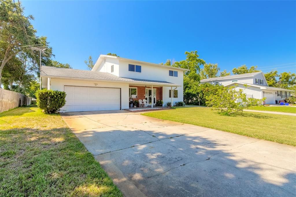 For Sale: $420,000 (3 beds, 2 baths, 2114 Square Feet)