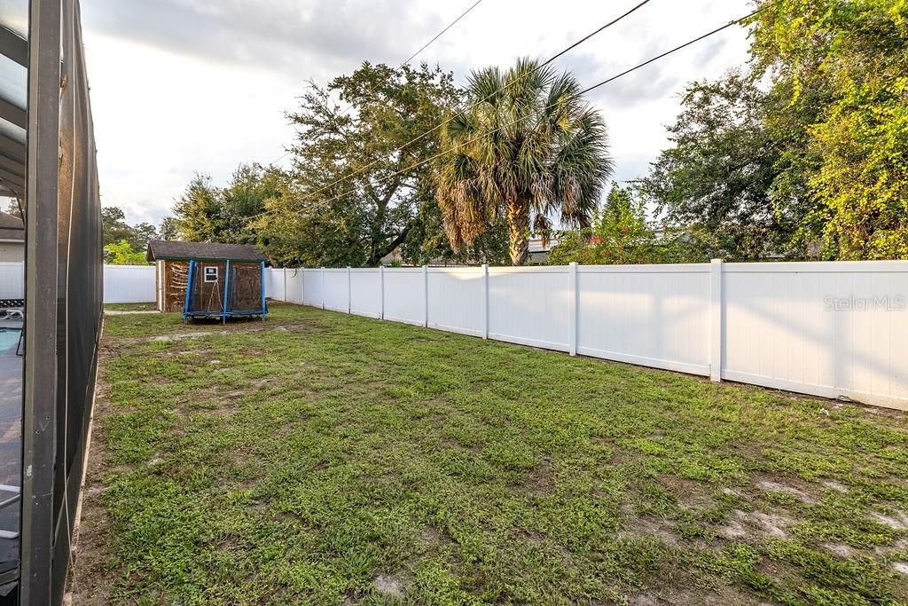 For Sale: $359,000 (3 beds, 2 baths, 1621 Square Feet)