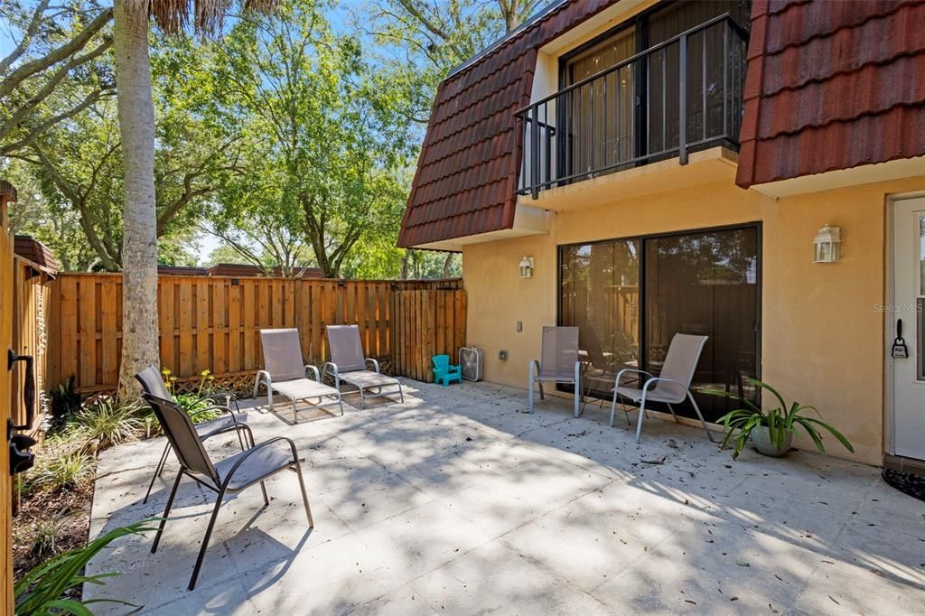 For Sale: $299,000 (2 beds, 2 baths, 1344 Square Feet)