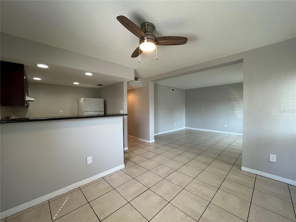 For Rent: $1,595 (2 beds, 2 baths, 700 Square Feet)