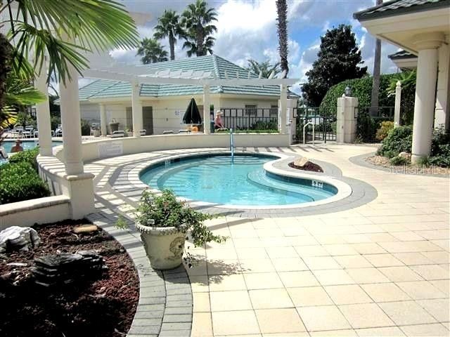 hot tub