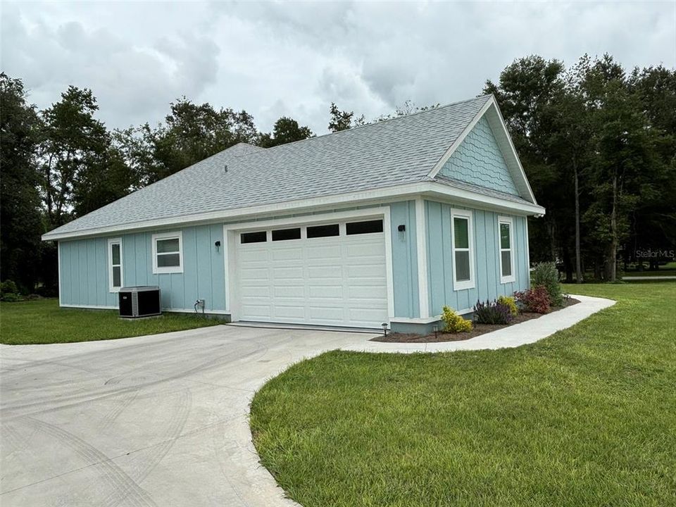 For Sale: $489,000 (3 beds, 2 baths, 1888 Square Feet)