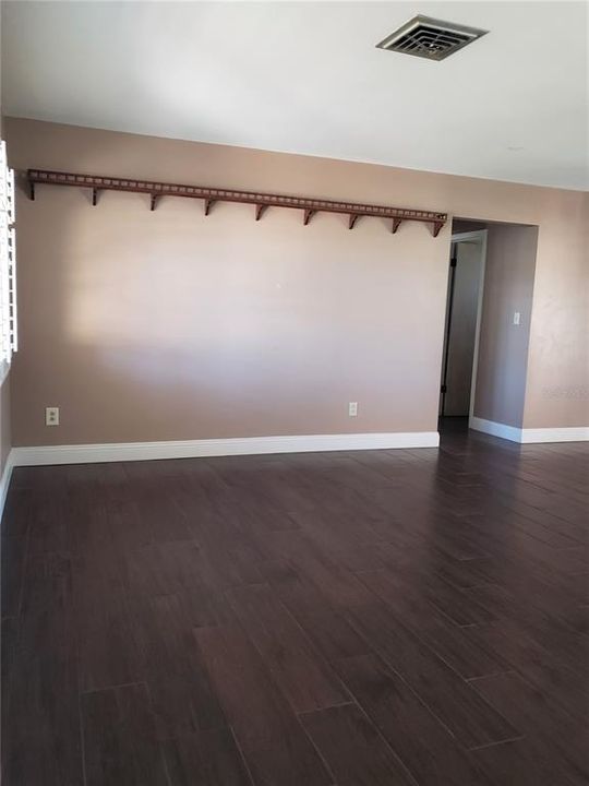 For Rent: $2,800 (2 beds, 2 baths, 1190 Square Feet)