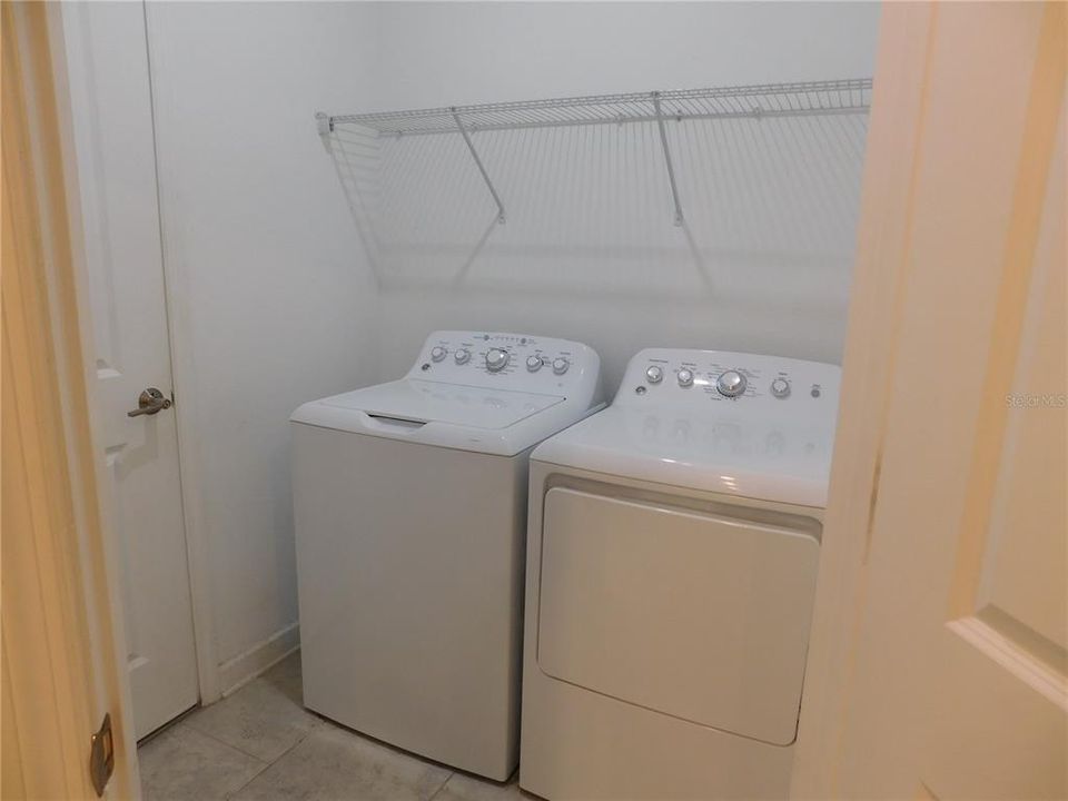 For Rent: $2,600 (3 beds, 2 baths, 2133 Square Feet)