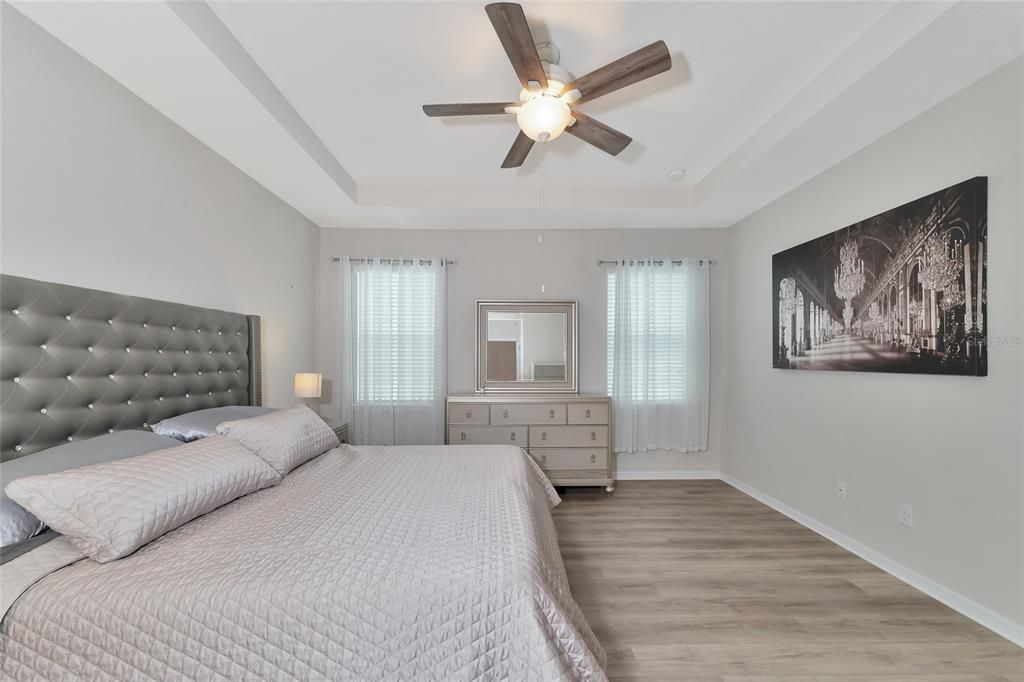 Master bedroom tray ceiling and new LV floors