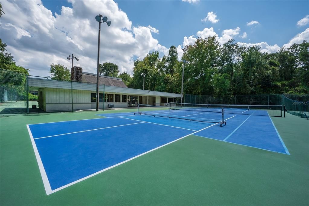 Pickleball Courts