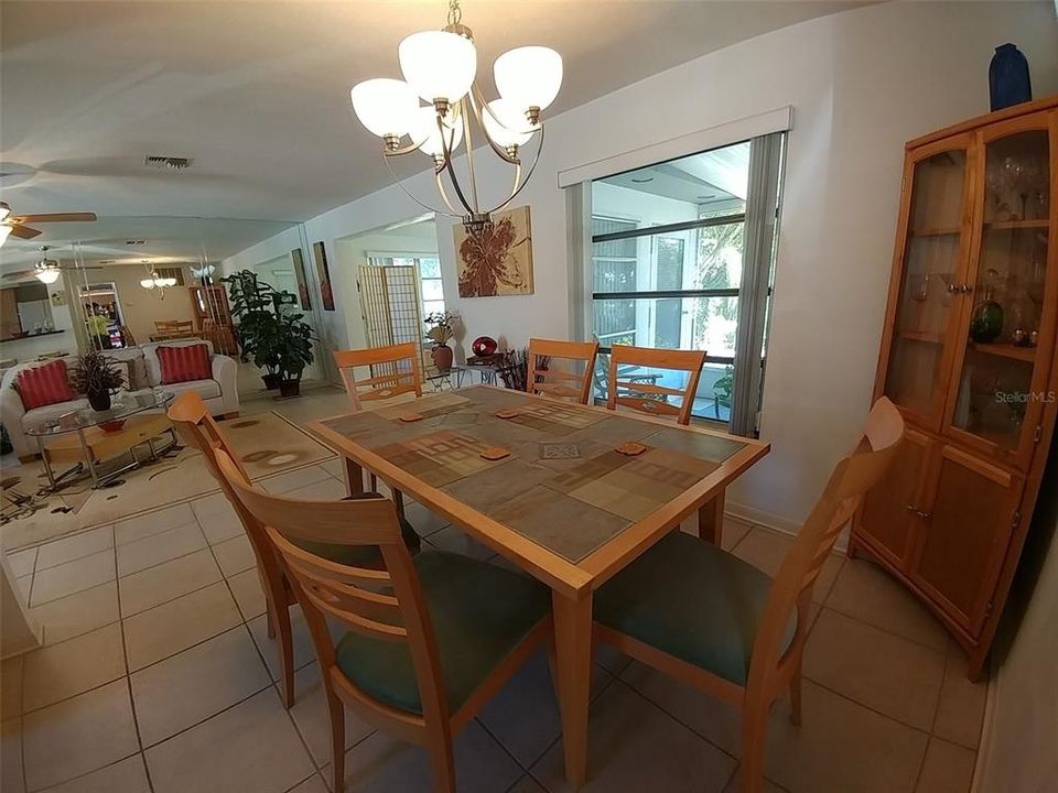 En Venta: $359,999 (2 camas, 1 baños, 1159 Pies cuadrados)