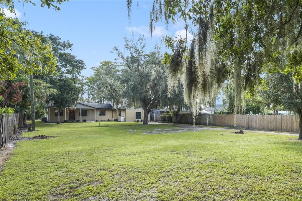 For Sale: $695,000 (3 beds, 2 baths, 2304 Square Feet)