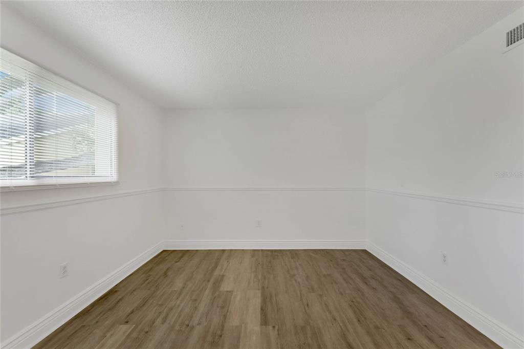 For Rent: $1,500 (2 beds, 2 baths, 897 Square Feet)