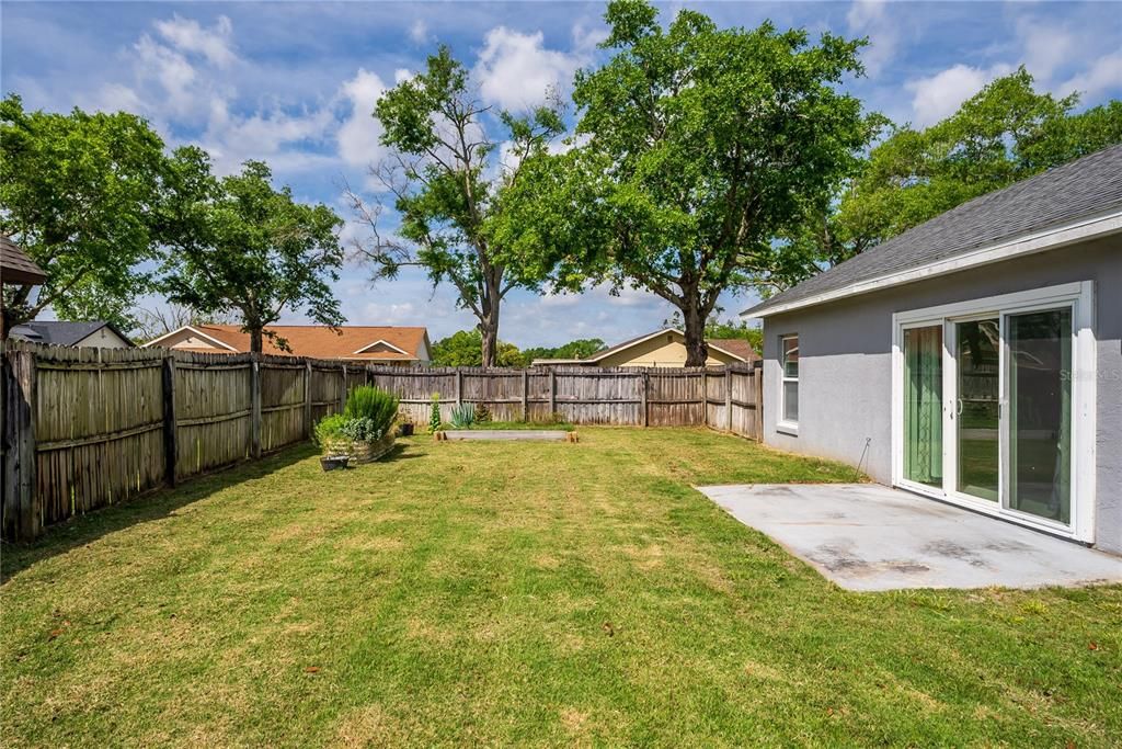 For Sale: $428,000 (3 beds, 2 baths, 1416 Square Feet)