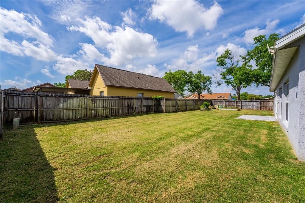 For Sale: $428,000 (3 beds, 2 baths, 1416 Square Feet)