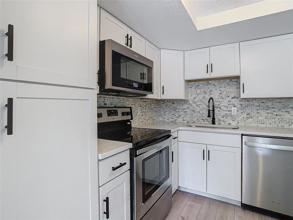 For Sale: $329,000 (4 beds, 2 baths, 1440 Square Feet)