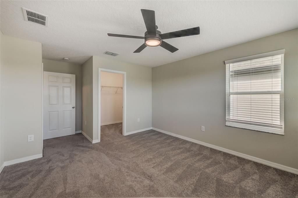 Bedroom 4 walk-in closet