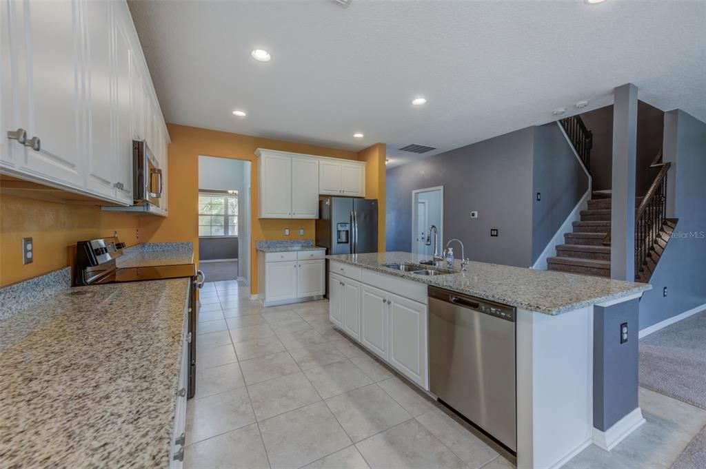 Kitchen With Island