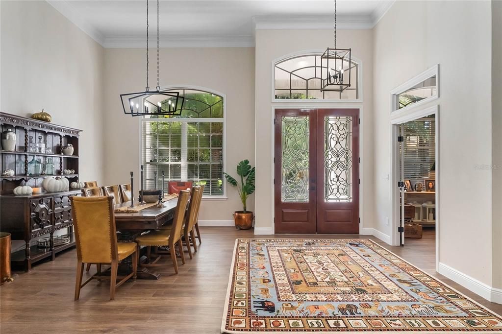 Entry & Formal Dining Room