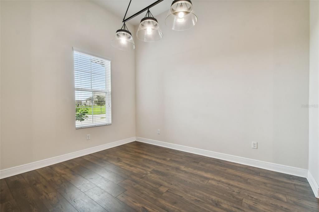 Looking into Dinning Room from Entryway