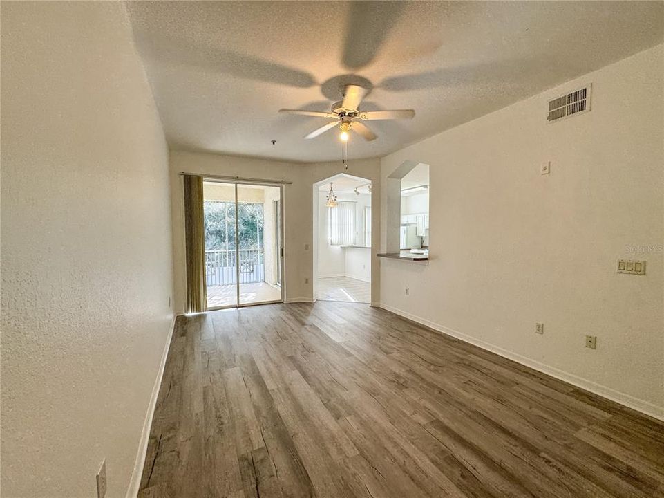 For Rent: $1,550 (2 beds, 2 baths, 1470 Square Feet)