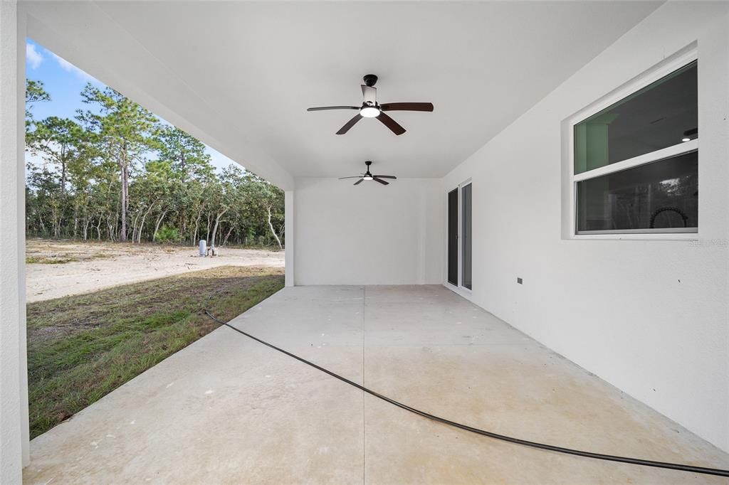 For Sale: $499,900 (4 beds, 2 baths, 2073 Square Feet)