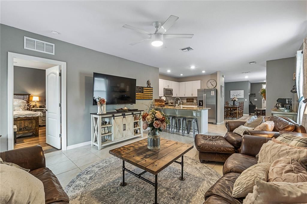 For Sale: $404,900 (3 beds, 2 baths, 1505 Square Feet)