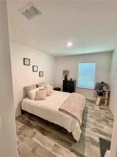 For Sale: $349,000 (3 beds, 2 baths, 1479 Square Feet)