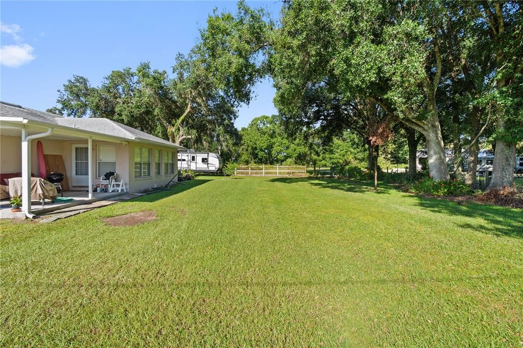 For Sale: $325,000 (3 beds, 2 baths, 1769 Square Feet)