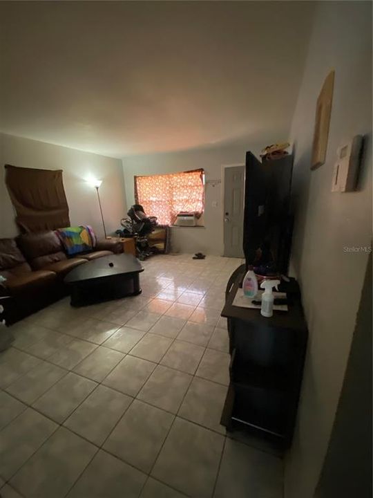 Activo con contrato: $225,000 (3 camas, 2 baños, 1254 Pies cuadrados)