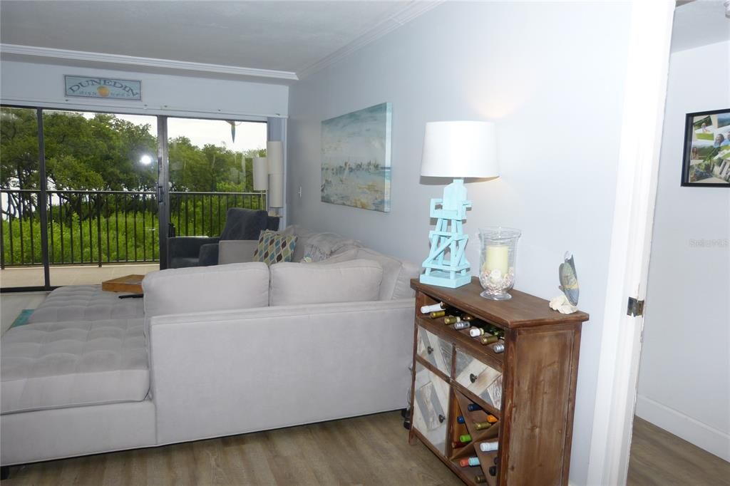 Active With Contract: $4,750 (2 beds, 2 baths, 1245 Square Feet)