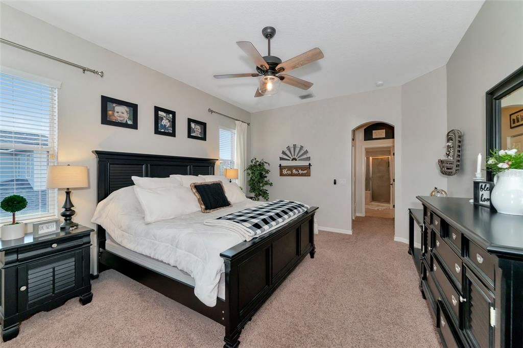 Active With Contract: $525,000 (4 beds, 2 baths, 2400 Square Feet)