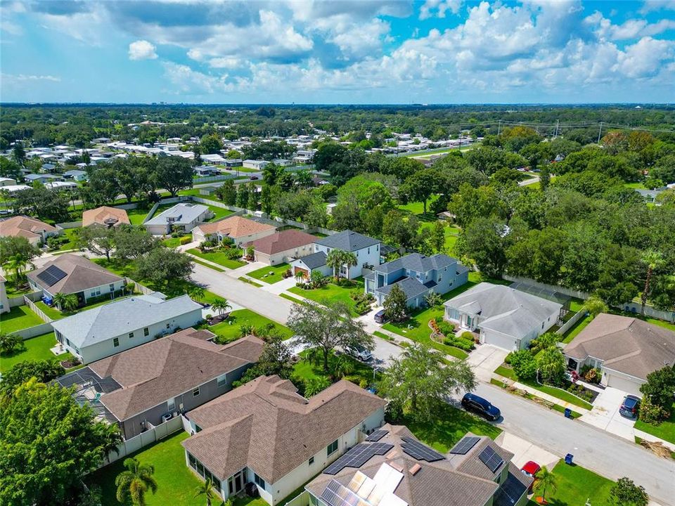 Active With Contract: $525,000 (4 beds, 2 baths, 2400 Square Feet)