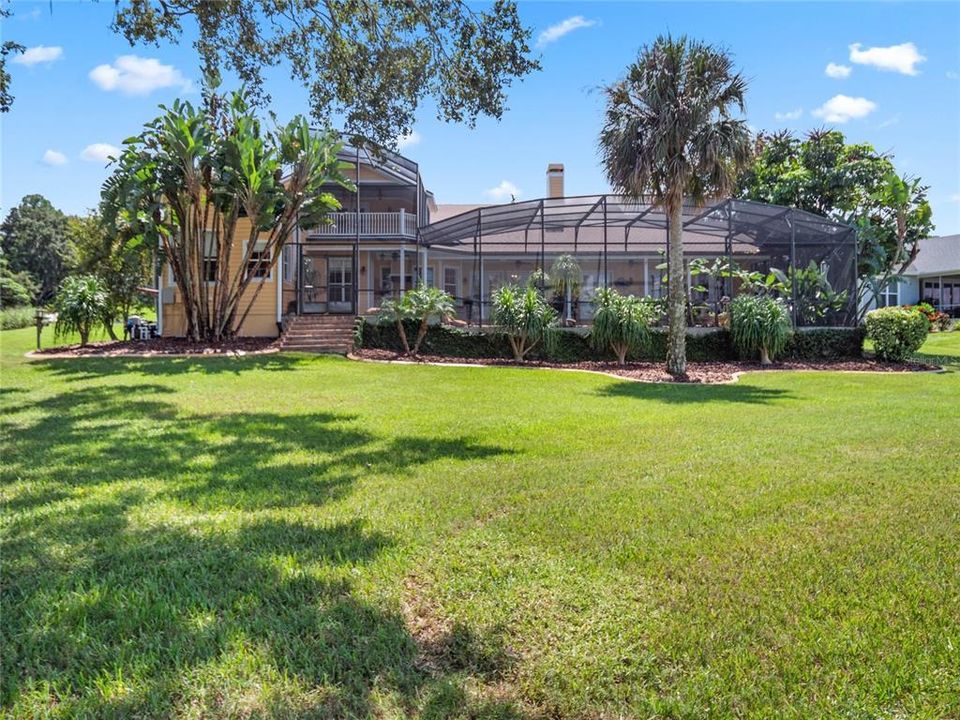 For Sale: $1,950,000 (4 beds, 3 baths, 3920 Square Feet)