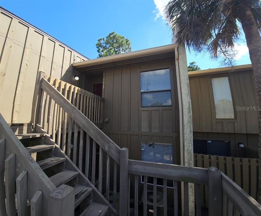 For Sale: $145,000 (2 beds, 2 baths, 1141 Square Feet)