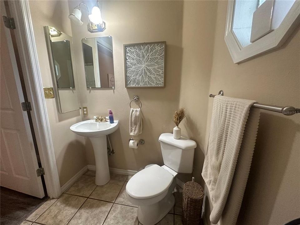 3rd Bathroom w/roll-in Shower