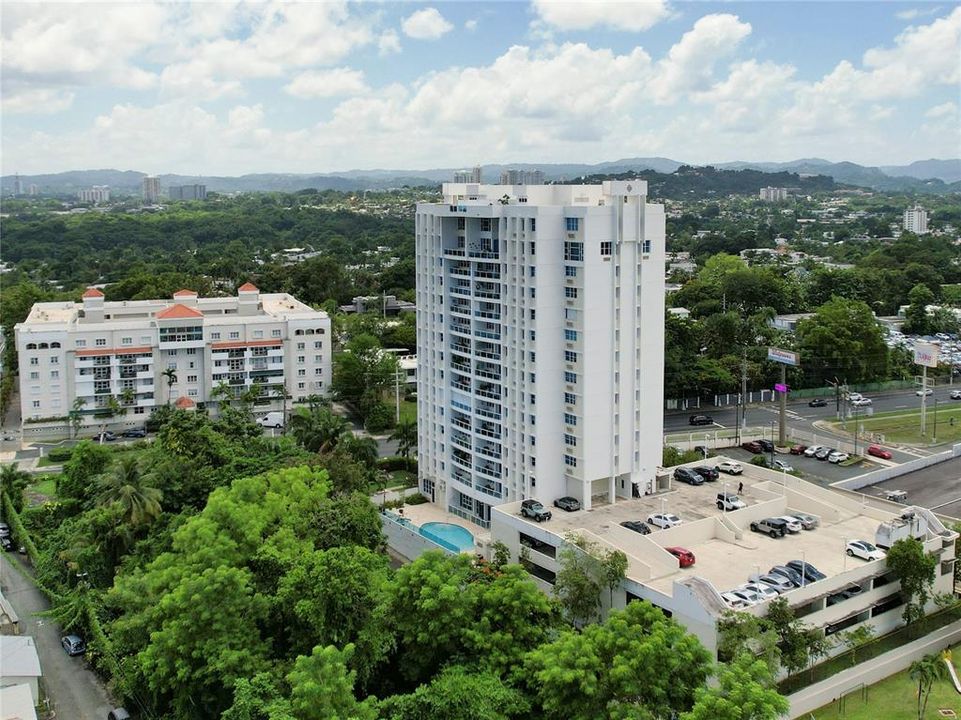 Activo con contrato: $475,000 (3 camas, 2 baños, 1631 Pies cuadrados)