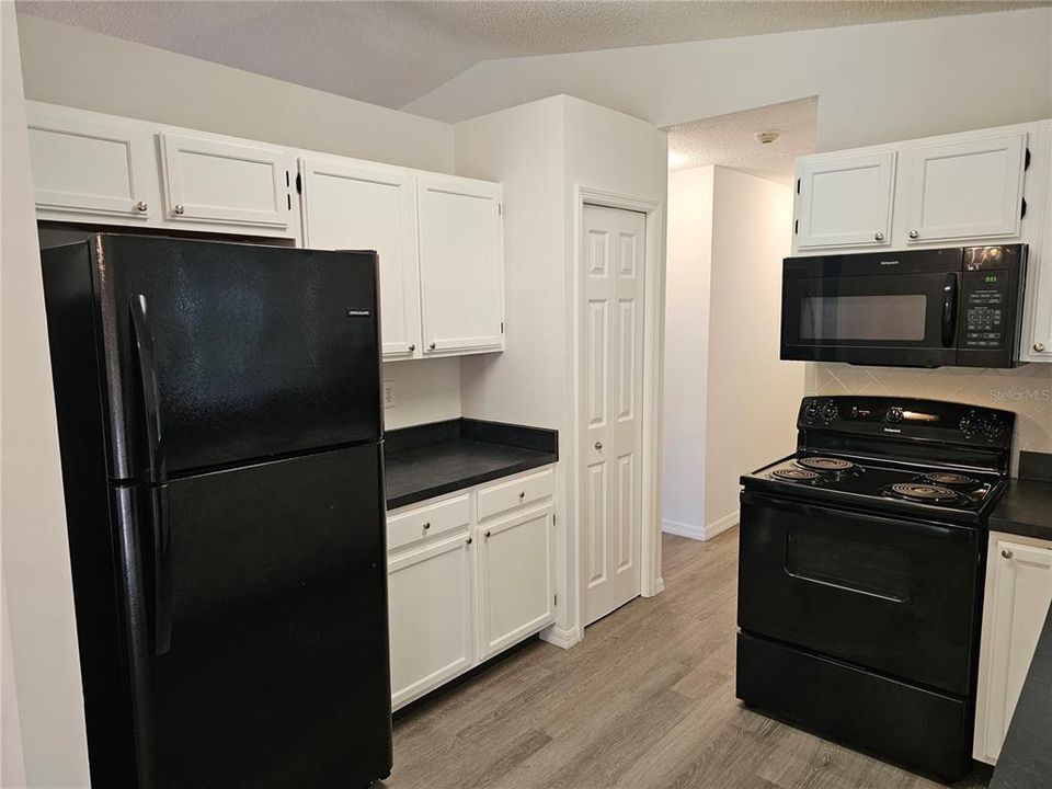 For Rent: $1,499 (2 beds, 2 baths, 1050 Square Feet)